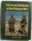 Bok US Army Uniforms of the Vietnam War