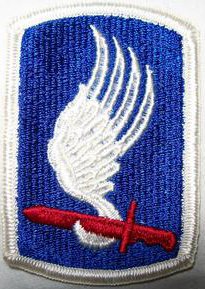 173rd Airborne Brigade Tygmärke färg